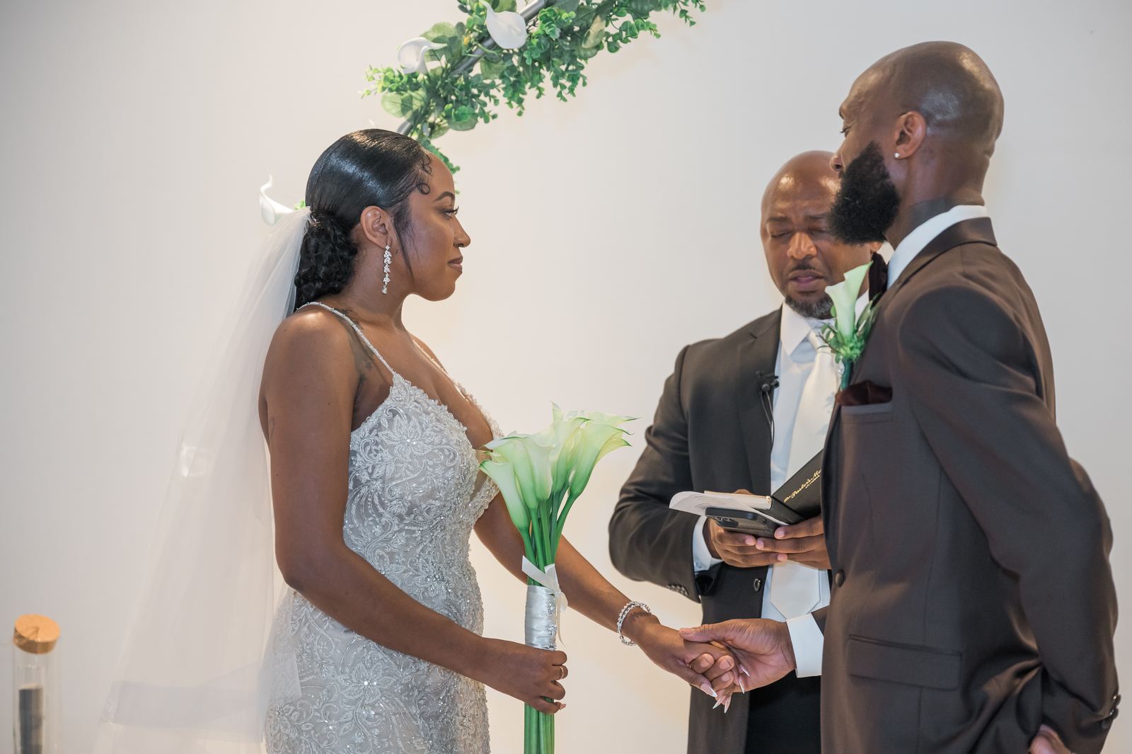 Anjanette and Ritchie exchanging vows